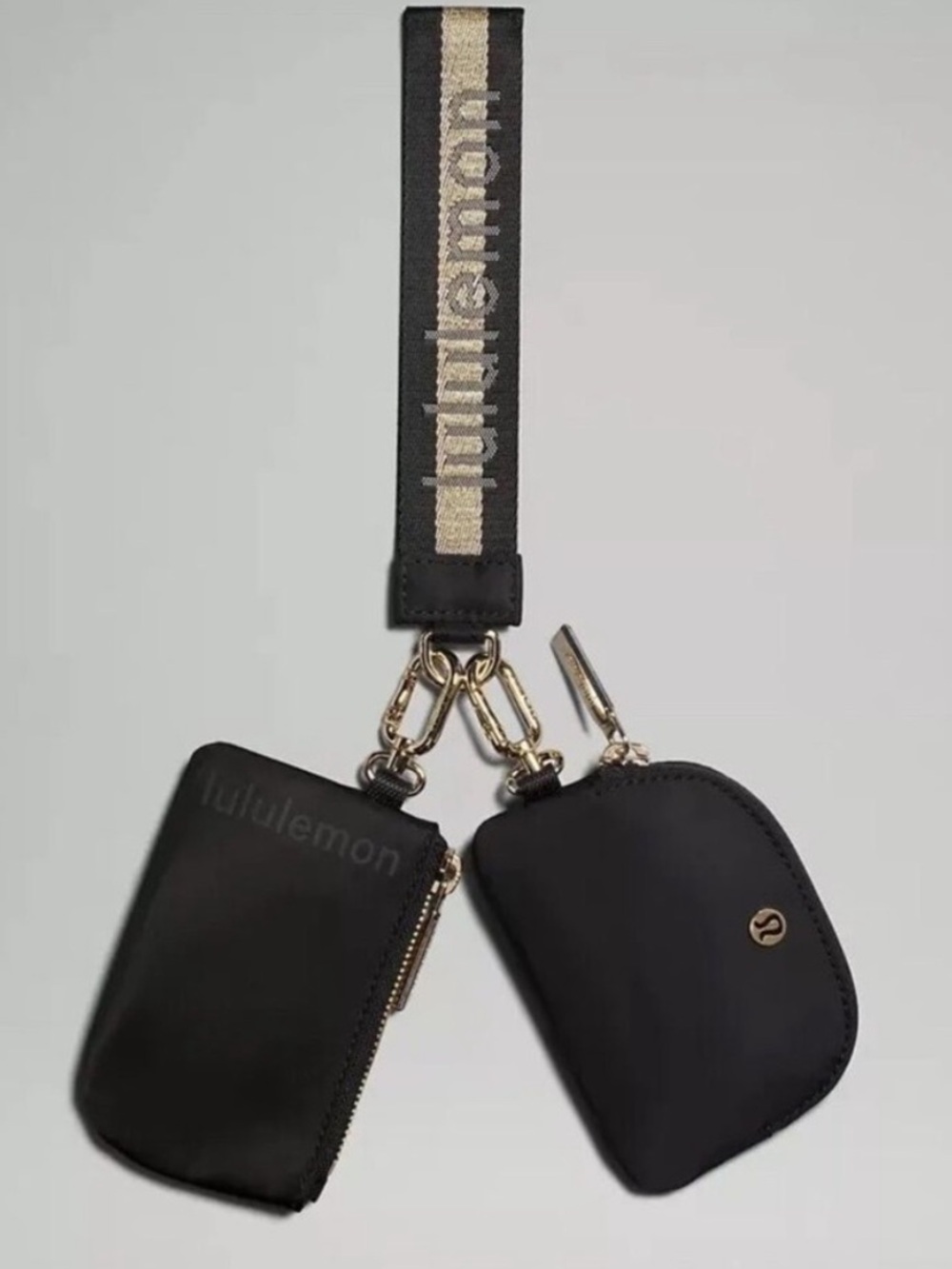 lululemon athletica Black Dual Pouch Wrist Strap Gold coin keychain wallet